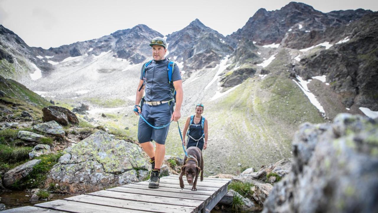 Quality Hosts Arlberg - Afoch Fei - Das Landhaus Санкт Антон ам Арлберг Екстериор снимка