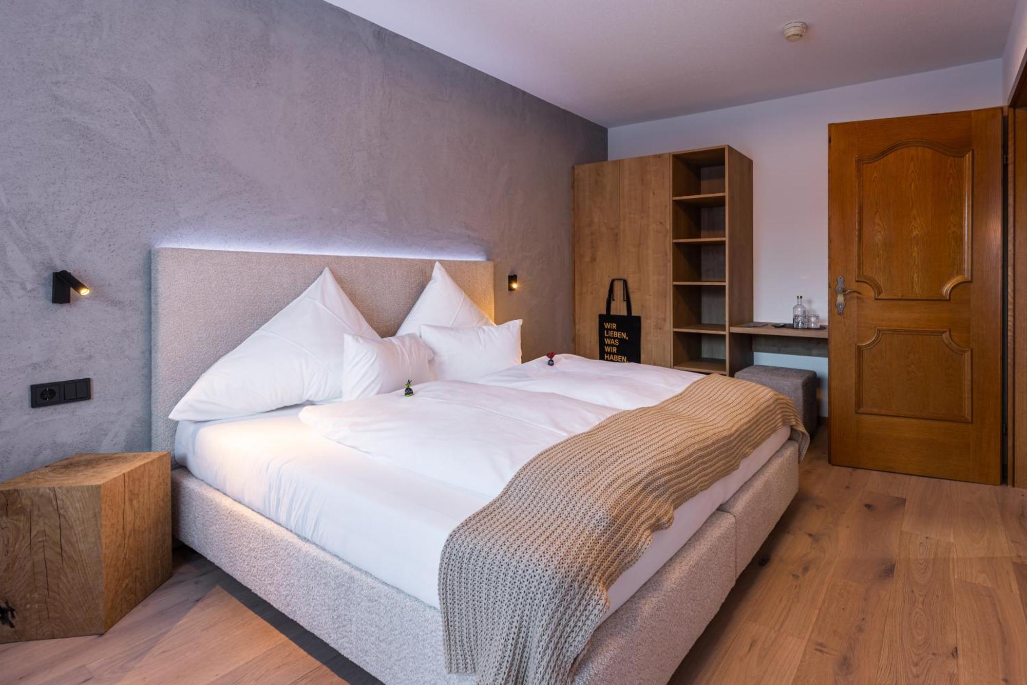 Quality Hosts Arlberg - Afoch Fei - Das Landhaus Санкт Антон ам Арлберг Екстериор снимка