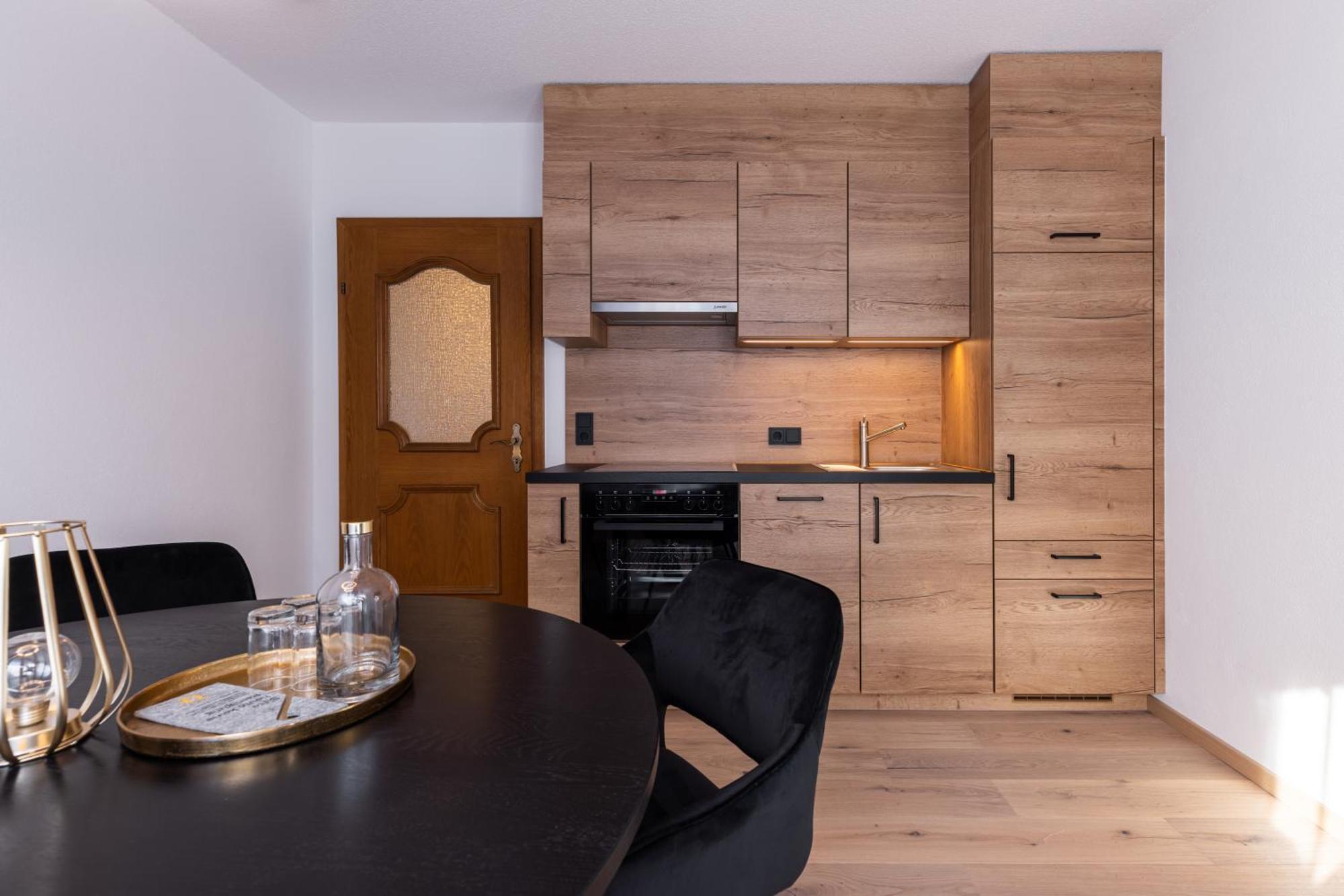 Quality Hosts Arlberg - Afoch Fei - Das Landhaus Санкт Антон ам Арлберг Екстериор снимка