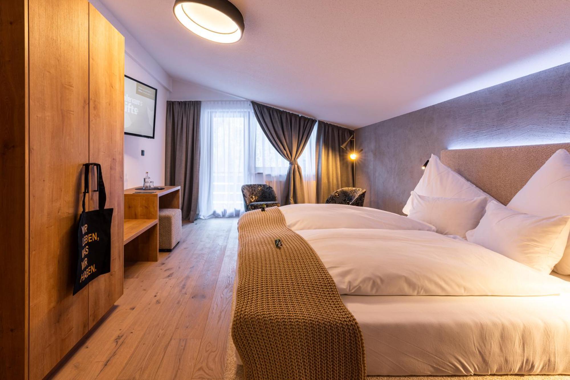 Quality Hosts Arlberg - Afoch Fei - Das Landhaus Санкт Антон ам Арлберг Екстериор снимка